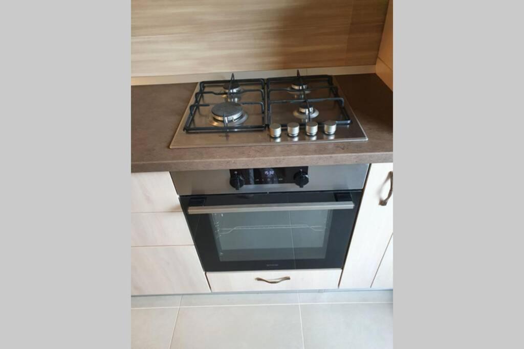 Confort Studio With A Marvelous Kitchen Διαμέρισμα Βουκουρέστι Εξωτερικό φωτογραφία